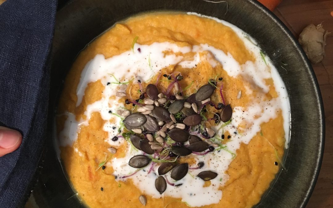 Soupe complète de lentilles corail et carottes au curry